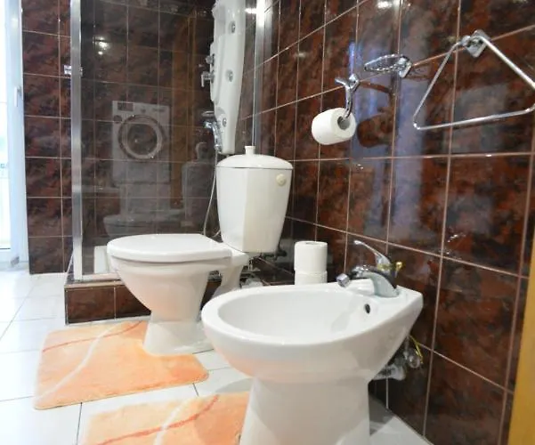 Апартаменти Near In *